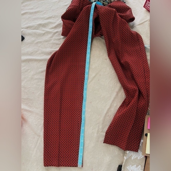 Ann Taylor Cropped Pixie Ankle Pants Women’s Size 2 Geometric Red/Black … - Picture 9 of 10